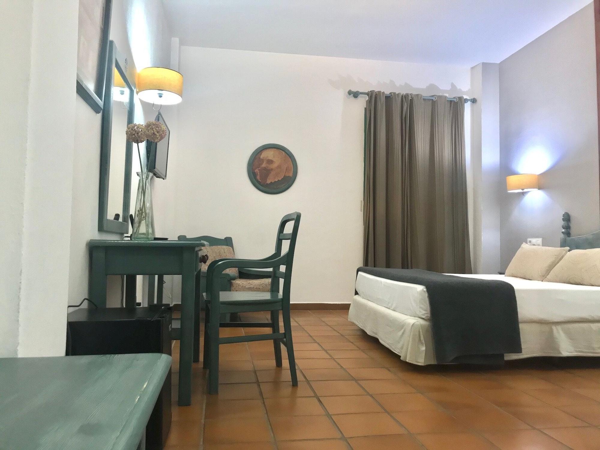 Hotel Almagro 3*