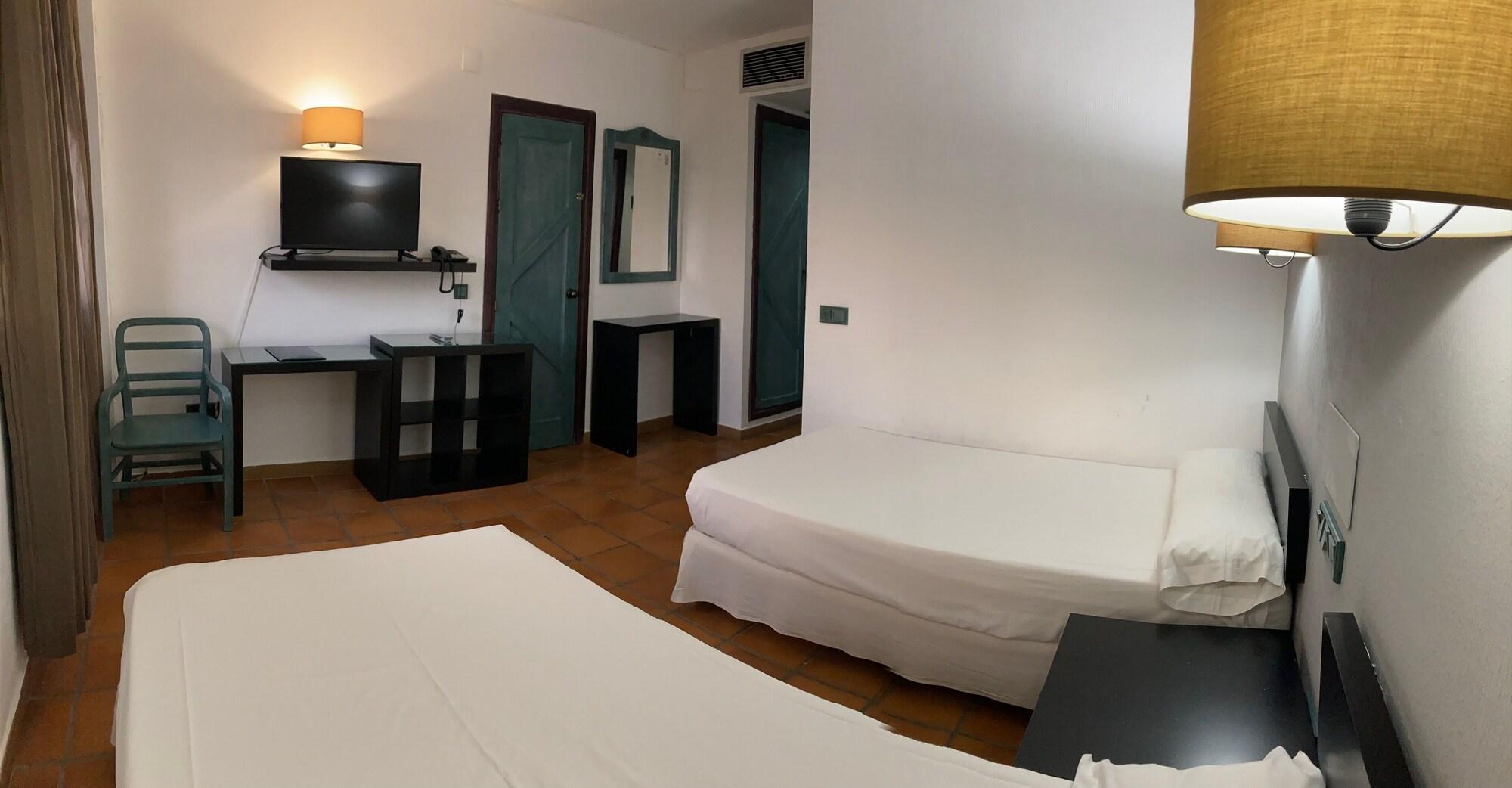 Hotel Almagro 3* Almagro