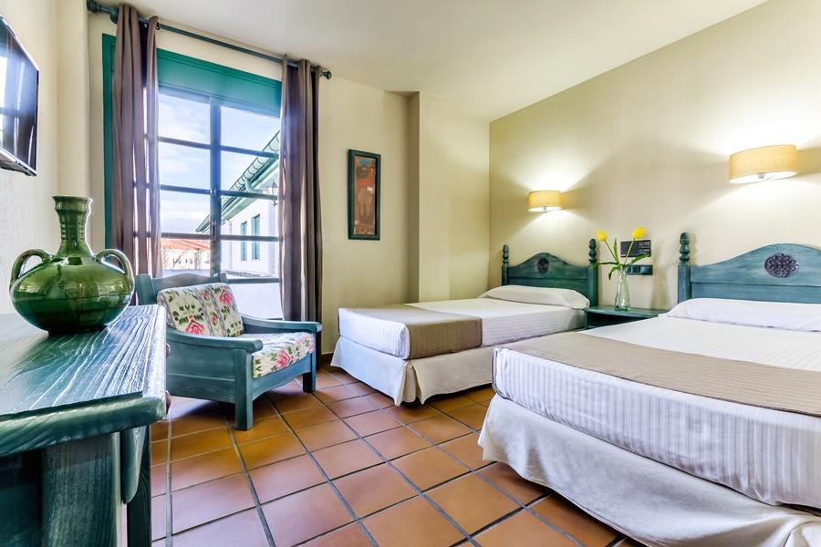 Hotel Almagro Hotel 3*