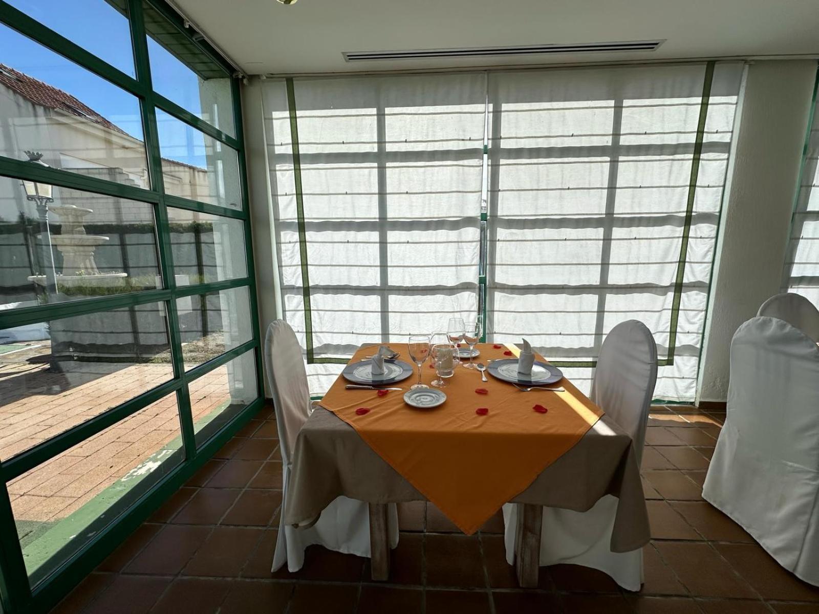 Hotel Almagro Hotel 3*